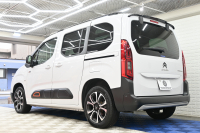 シトロエン ベルランゴ ﾏｯｸｽ BlueHDi XTR Pack　特別仕様車 ACC Pｽﾀ 専用ｼｰﾄ&ｲﾝﾃﾘｱ BSM  ﾊﾟﾉﾗﾏR 純正SDﾅﾋﾞ Carplay ｱﾝﾋﾞｴﾝｽﾗｲﾄ 専用ｴｸｽﾃﾘｱ&専用17ｲﾝﾁAW　2年保証付