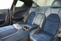 マセラティ グランツーリズモ ｽﾎﾟｰﾂ MCｵｰﾄｼﾌﾄ　ｱﾙｶﾝﾀｰﾗPKG ﾃﾞｨｰﾌﾟﾌﾞﾙｰｱﾙｶﾝﾀｰﾗ×黒革ｼｰﾄ&ｶｰﾎﾞﾝｲﾝﾃﾘｱﾄﾘﾑ  純正ﾅﾋﾞTV Bｶﾒﾗ ｱﾙｶﾝﾀｰﾗ×本革ｽﾃｱ&ﾊﾟﾄﾞﾙｼﾌﾄ 20ｲﾝﾁMCﾏｯﾄｸﾞﾗﾌｧｲﾄﾘﾑAW ﾌﾞﾙｰｷｬﾘﾊﾟｰ　2年保証付