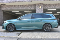 プジョー 308 308SW GT ﾌﾞﾙｰHDi　☆期間限定掲載☆ ACC BSM ｽﾏｰﾄｷｰ 専用ｽﾎﾟｰﾂｼｰﾄ ﾊﾟﾉﾗﾏSR Carplay i-Connect 360ｶﾒﾗ 自動Rｹﾞｰﾄ OZ18AW　新車保証