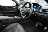 マセラティ ギブリ ｸﾞﾗﾝｽﾎﾟｰﾂ ﾄﾞﾗｲﾊﾞｰｽﾞｱｼｽﾀﾝｽ&ﾂｰﾘﾝｸﾞP　後期 ACC BSM LKA 黒革 SR 8.4ｲﾝﾁMTC+ Carplay 自動ﾄﾗﾝｸ 21ｲﾝﾁﾁﾀｰﾉAW ｽｶｲﾌｯｸｻｽ LED　2年保証付