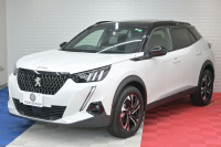 プジョー 2008 GT　ACC Pｽﾀ ECO ﾊｰﾌ革 ﾊﾟﾉﾗﾏSR 純正ﾀｯﾁｽｸﾘｰﾝ Carplay Bｶﾒﾗ 純正17ｲﾝﾁAW ADVｸﾞﾘｯﾌﾟｺﾝﾄﾛｰﾙ LEDﾗｲﾄ　2年保証付