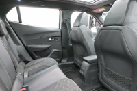 プジョー 2008 GT　ACC Pｽﾀ ECO ﾊｰﾌ革 ﾊﾟﾉﾗﾏSR 純正ﾀｯﾁｽｸﾘｰﾝ Carplay Bｶﾒﾗ 純正17ｲﾝﾁAW ADVｸﾞﾘｯﾌﾟｺﾝﾄﾛｰﾙ LEDﾗｲﾄ　2年保証付