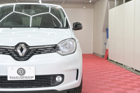 ルノー トゥインゴ ｲﾝﾃﾝｽ　5MT ECO機能 ｸﾙｺﾝ LDW 黒/白ﾚｻﾞｰ調×ﾌｧﾌﾞﾘｯｸｼｰﾄ 純正ﾀｯﾁｽｸﾘｰﾝ Carplay Bｶﾒﾗ 16ｲﾝﾁｱﾛｲﾎｲｰﾙ ﾌﾞﾗﾝｲﾝﾃﾘｱ　2年保証付