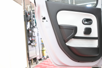 ルノー トゥインゴ ｲﾝﾃﾝｽ　5MT ECO機能 ｸﾙｺﾝ LDW 黒/白ﾚｻﾞｰ調×ﾌｧﾌﾞﾘｯｸｼｰﾄ 純正ﾀｯﾁｽｸﾘｰﾝ Carplay Bｶﾒﾗ 16ｲﾝﾁｱﾛｲﾎｲｰﾙ ﾌﾞﾗﾝｲﾝﾃﾘｱ　2年保証付