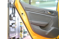 ルノー メガーヌ RSﾄﾛﾌｨｰ　RECARO製ﾌﾛﾝﾄﾊﾞｹｯﾄｼｰﾄ 純正ﾀｯﾁｽｸﾘｰﾝ Bluetoothｵｰﾃﾞｨｵ CarPlay Bｶﾒﾗ 前後PTS 19ｲﾝﾁ鍛造AW ﾌﾞﾚﾝﾎﾞ製ﾚｯﾄﾞｷｬﾘﾊﾟｰ LEDﾍｯﾄﾞﾗｲﾄ　2年保証付