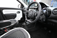 ルノー トゥインゴ ｲﾝﾃﾝｽ ｷｬﾝﾊﾞｽﾄｯﾌﾟ　 1ｵﾅ ﾚｻﾞｰ調×ﾌｧﾌﾞﾘｯｸｼｰﾄ ｼｰﾄﾋｰﾀｰ 純正ﾀｯﾁﾓﾆﾀｰ Bｶﾒﾗ Carplay 純正16ｲﾝﾁAW　2年保証付