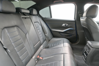 BMW 3シリーズ 320i ｽﾎﾟｰﾂ ﾃﾞﾋﾞｭｰ&ｺﾝﾌｫｰﾄP　ACC ｳﾞｧｰﾈｽｶﾚｻﾞｰ 純正HDDﾅﾋﾞ Carplay Bｶﾒﾗ Mｴｱﾛ&19ｲﾝﾁAW 自動ﾄﾗﾝｸ ﾜｲﾔﾚｽﾁｬｰｼﾞ　2年保証付