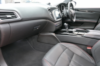 マセラティ ギブリ S ｸﾞﾗﾝｽﾎﾟｰﾂ ﾈﾘｯｼﾓPKG　ACC BSM 黒革 8.4ｲﾝﾁMTC+ TV CarPlay 360ｶﾒﾗ ｳﾗｰﾉ20ｲﾝﾁAW ﾊﾟﾄﾞﾙｼﾌﾄ harman/kardon　2年保証付