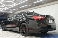 マセラティ ギブリ S ｸﾞﾗﾝｽﾎﾟｰﾂ ﾈﾘｯｼﾓPKG　ACC BSM 黒革 8.4ｲﾝﾁMTC+ TV CarPlay 360ｶﾒﾗ ｳﾗｰﾉ20ｲﾝﾁAW ﾊﾟﾄﾞﾙｼﾌﾄ harman/kardon　2年保証付