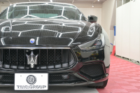 マセラティ ギブリ S ｸﾞﾗﾝｽﾎﾟｰﾂ ﾈﾘｯｼﾓPKG　ACC BSM 黒革 8.4ｲﾝﾁMTC+ TV CarPlay 360ｶﾒﾗ ｳﾗｰﾉ20ｲﾝﾁAW ﾊﾟﾄﾞﾙｼﾌﾄ harman/kardon　2年保証付