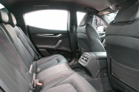 マセラティ ギブリ S ｸﾞﾗﾝｽﾎﾟｰﾂ ﾈﾘｯｼﾓPKG　ACC BSM 黒革 8.4ｲﾝﾁMTC+ TV CarPlay 360ｶﾒﾗ ｳﾗｰﾉ20ｲﾝﾁAW ﾊﾟﾄﾞﾙｼﾌﾄ harman/kardon　2年保証付