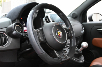 アバルト 595 ｺﾝﾍﾟﾃｨﾂｨｵｰﾈ　正規D車 左H 5速MT Sabeltｽﾎﾟｰﾂｼｰﾄ Uconnectﾌﾟﾚｰﾔｰ Carplay/AndroidAuto 17ｲﾝﾁAW ﾚｯﾄﾞｷｬﾘﾊﾟｰ ﾚｺｰﾄﾞﾓﾝﾂｧ　2年保証付