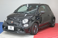 アバルト 595 ｺﾝﾍﾟﾃｨﾂｨｵｰﾈ　正規D車 左H 5速MT Sabeltｽﾎﾟｰﾂｼｰﾄ Uconnectﾌﾟﾚｰﾔｰ Carplay/AndroidAuto 17ｲﾝﾁAW ﾚｯﾄﾞｷｬﾘﾊﾟｰ ﾚｺｰﾄﾞﾓﾝﾂｧ　2年保証付