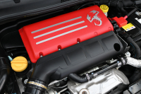 アバルト 595 ｺﾝﾍﾟﾃｨﾂｨｵｰﾈ　正規D車 左H 5速MT Sabeltｽﾎﾟｰﾂｼｰﾄ Uconnectﾌﾟﾚｰﾔｰ Carplay/AndroidAuto 17ｲﾝﾁAW ﾚｯﾄﾞｷｬﾘﾊﾟｰ ﾚｺｰﾄﾞﾓﾝﾂｧ　2年保証付