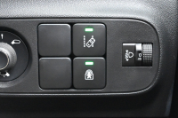 シトロエン C3 ｼｬｲﾝ　1ｵｰﾅｰ Pｽﾀ ECO ｸﾙｺﾝ ｱｸﾃｨﾌﾞｾｰﾌﾃｨﾌﾞﾚｰｷ LDW BSM ﾌｧﾌﾞﾘｯｸｼｰﾄ 7ｲﾝﾁﾀｯﾁｽｸﾘｰﾝ CarPlay 16ｲﾝﾁAW ﾊﾞｲﾄｰﾝﾙｰﾌ　2年保証付