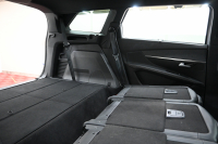 プジョー 5008 GTﾗｲﾝ ﾌﾞﾙｰHDI　ACC Pｽﾀ ECO BSM ﾊｰﾌﾚｻﾞｰ ﾏｯｻｰｼﾞ機能 純正ﾀｯﾁｽｸﾘｰﾝ ﾌﾙｾｸﾞ Carplay BTｵｰﾃﾞｨｵ&TEL 純正18ｲﾝﾁAW　2年保証付