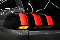 プジョー 5008 GTﾗｲﾝ ﾌﾞﾙｰHDI　ACC Pｽﾀ ECO BSM ﾊｰﾌﾚｻﾞｰ ﾏｯｻｰｼﾞ機能 純正ﾀｯﾁｽｸﾘｰﾝ ﾌﾙｾｸﾞ Carplay BTｵｰﾃﾞｨｵ&TEL 純正18ｲﾝﾁAW　2年保証付