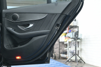 メルセデスベンツ Cクラス C200 AVG AMGﾗｲﾝ ﾚｰﾀﾞｰｾｰﾌﾃｨPKG　後期 BSG Meｺﾈ Pｽﾀ 黒革 HDDﾅﾋﾞTV CarPlay Bｶﾒﾗ AMGｴｱﾛ&18ｲﾝﾁAW LED　2年保証付