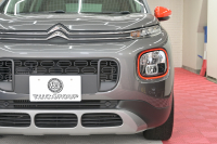 シトロエン C3 ｴｱｸﾛｽSUV ｼｬｲﾝﾊﾟｯｹｰｼﾞ　ﾌｧﾌﾞﾘｯｸｼｰﾄ ﾊﾟﾉﾗﾏSR ｸﾙｺﾝ 純正7ｲﾝﾁﾀｯﾁｽｸﾘｰﾝ CarPlay Bｶﾒﾗ 純正17ｲﾝﾁAW LEDﾗｲﾄ ｱｸﾃｨﾌﾞｾｰﾌﾃｨﾌﾞﾚｰｷ　2年保証付