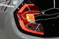 ルノー トゥインゴ ﾙｺｯｸｽﾎﾟﾙﾃｨﾌ　100台限定特別仕様車 1ｵﾅ ｸﾙｺﾝ ECO機能 専用ｺﾝﾋﾞｼｰﾄ ﾀｯﾁｽｸﾘｰﾝ CarPlay Bｶﾒﾗ 専用16ｲﾝﾁAW　2年保証付