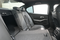 BMW 3シリーズ 320i Mｽﾎﾟｰﾂ ｺﾝﾌｫｰﾄP　ACC ﾌﾞﾗｯｸﾊｰﾌﾚｻﾞｰ 純正HDDﾅﾋﾞ Carplay Bｶﾒﾗ Mｴｱﾛ&19ｲﾝﾁAW 自動ﾄﾗﾝｸ ﾜｲﾔﾚｽﾁｬｰｼﾞ　2年保証付