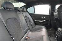 BMW 3シリーズ 320i Mｽﾎﾟｰﾂ ｺﾝﾌｫｰﾄP　ACC ﾌﾞﾗｯｸﾊｰﾌﾚｻﾞｰ 純正HDDﾅﾋﾞ Carplay Bｶﾒﾗ Mｴｱﾛ&19ｲﾝﾁAW 自動ﾄﾗﾝｸ ﾜｲﾔﾚｽﾁｬｰｼﾞ　2年保証付