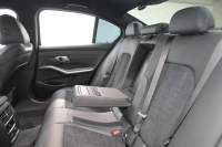 BMW 3シリーズ 320i Mｽﾎﾟｰﾂ ｺﾝﾌｫｰﾄP　ACC ﾌﾞﾗｯｸﾊｰﾌﾚｻﾞｰ 純正HDDﾅﾋﾞ Carplay Bｶﾒﾗ Mｴｱﾛ&19ｲﾝﾁAW 自動ﾄﾗﾝｸ ﾜｲﾔﾚｽﾁｬｰｼﾞ　2年保証付