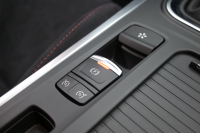 ルノー メガーヌ RSﾄﾛﾌｨｰ　RECARO製ﾌﾛﾝﾄﾊﾞｹｯﾄｼｰﾄ 純正ﾀｯﾁｽｸﾘｰﾝ Bluetoothｵｰﾃﾞｨｵ CarPlay Bｶﾒﾗ 前後PTS 19ｲﾝﾁ鍛造AW ﾌﾞﾚﾝﾎﾞ製ﾚｯﾄﾞｷｬﾘﾊﾟｰ LEDﾍｯﾄﾞﾗｲﾄ　2年保証付