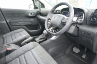 シトロエン C3 ｴｱｸﾛｽSUV ｼｬｲﾝPKG　後期ﾓﾃﾞﾙ 1ｵﾅ ﾚｻﾞｰ×ﾌｧﾌﾞﾘｯｸｺﾝﾋﾞﾚｻﾞｰｼｰﾄ ｸﾙｺﾝ 純正7ｲﾝﾁﾀｯﾁｽｸﾘｰﾝ CarPlay Bｶﾒﾗ 純正17ｲﾝﾁAW LEDﾗｲﾄ ｱｸﾃｨﾌﾞｾｰﾌﾃｨﾌﾞﾚｰｷ　2年保証付