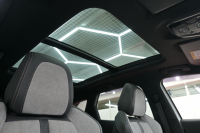 プジョー 3008 GT HYBRID4　ACC Pｽﾀ ECO ﾊｰﾌ革 ﾏｯｻｰｼﾞ機能 ﾊﾟﾉﾗﾏR ﾅﾋﾞTV 8ｲﾝﾁﾀｯﾁｽｸﾘｰﾝ AppleCarPlay 自動ﾃｰﾙｹﾞｰﾄ BSM LKA 純正18ｲﾝﾁAW　2年保証付