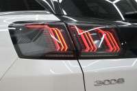 プジョー 3008 GT HYBRID4　ACC Pｽﾀ ECO ﾊｰﾌ革 ﾏｯｻｰｼﾞ機能 ﾊﾟﾉﾗﾏR ﾅﾋﾞTV 8ｲﾝﾁﾀｯﾁｽｸﾘｰﾝ AppleCarPlay 自動ﾃｰﾙｹﾞｰﾄ BSM LKA 純正18ｲﾝﾁAW　2年保証付