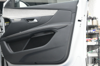 プジョー 3008 GT HYBRID4　ACC Pｽﾀ ECO ﾊｰﾌ革 ﾏｯｻｰｼﾞ機能 ﾊﾟﾉﾗﾏR ﾅﾋﾞTV 8ｲﾝﾁﾀｯﾁｽｸﾘｰﾝ AppleCarPlay 自動ﾃｰﾙｹﾞｰﾄ BSM LKA 純正18ｲﾝﾁAW　2年保証付