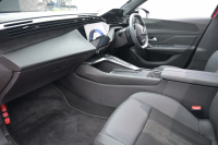 プジョー 308 GT ﾌﾞﾙｰHDi　ACC BSM 専用ｽﾎﾟｰﾂｼｰﾄ 純正ﾅﾋﾞ Carplay i-Connect 360ｶﾒﾗ LEDﾍｯﾄﾞﾗｲﾄ 純正18AW　2年保証付