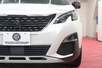 プジョー 5008 GT ﾌﾞﾙｰHDi　ACC Pｽﾀ ECO BSM ﾊｰﾌﾚｻﾞｰ ﾏｯｻｰｼﾞ機能 純正ﾀｯﾁｽｸﾘｰﾝ ﾌﾙｾｸﾞ CarPlay BTｵｰﾃﾞｨｵ&TEL 純正18ｲﾝﾁAW　2年保証付