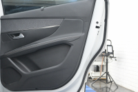 プジョー 5008 GT ﾌﾞﾙｰHDi　ACC Pｽﾀ ECO BSM ﾊｰﾌﾚｻﾞｰ ﾏｯｻｰｼﾞ機能 純正ﾀｯﾁｽｸﾘｰﾝ ﾌﾙｾｸﾞ CarPlay BTｵｰﾃﾞｨｵ&TEL 純正18ｲﾝﾁAW　2年保証付