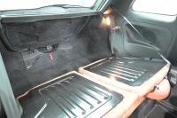 アバルト 595 ｺﾝﾍﾟﾃｨﾂｨｵｰﾈ　正規D車 左H 5速MT Sabeltｽﾎﾟｰﾂｼｰﾄ Uconnectﾌﾟﾚｰﾔｰ Carplay/AndroidAuto 17ｲﾝﾁAW ﾚｯﾄﾞｷｬﾘﾊﾟｰ ﾚｺｰﾄﾞﾓﾝﾂｧ　2年保証付