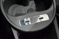 アバルト 595 ｺﾝﾍﾟﾃｨﾂｨｵｰﾈ　正規D車 左H 5速MT Sabeltｽﾎﾟｰﾂｼｰﾄ Uconnectﾌﾟﾚｰﾔｰ Carplay/AndroidAuto 17ｲﾝﾁAW ﾚｯﾄﾞｷｬﾘﾊﾟｰ ﾚｺｰﾄﾞﾓﾝﾂｧ　2年保証付