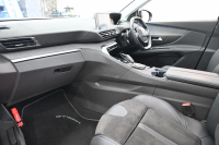 プジョー 5008 ｸﾛｽｼﾃｨ ﾌﾞﾙｰHDi　特別仕様車 Pｽﾀ ACC BSM ﾊﾟﾉﾗﾏSR ｺﾝﾋﾞﾚｻﾞｰ ﾏﾙﾁﾗﾝﾊﾞｰｻﾎﾟｰﾄ 純正ﾓﾆﾀｰ  CarPlay BTｵｰﾃﾞｨｵ LEDﾍｯﾄﾞﾗｲﾄ ｱﾝﾋﾞｴﾝｽﾗｲﾄ 純正18ｲﾝﾁAW　2年保証付