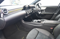 メルセデスベンツ Aクラス A180 Edition1　250台限定 ﾚｰﾀﾞｰP ACC Pｽﾀ ECO ﾊｰﾌ革 純正HDDﾅﾋﾞ ﾌﾙｾｸﾞ CarPlay 360ｶﾒﾗ 専用AMGｴｱﾛ&19ｲﾝﾁAW LEDﾗｲﾄ ﾍｯﾄﾞｱｯﾌﾟD　2年保証付