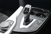 BMW 3シリーズ 320d Mｽﾎﾟｰﾂ　ACC ﾄﾞﾗｲﾋﾞﾝｸﾞｱｼｽﾄ LCW ｽﾎﾟｰﾂｼｰﾄ iDriveHDDﾅﾋﾞ BTｵｰﾃﾞｨｵ&TEL Bｶﾒﾗ Mｴｱﾛ&18ｲﾝﾁAW LEDﾗｲﾄ　2年保証付