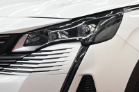 プジョー 3008 GT HYBRID 4　1ｵｰﾅｰ 後期ﾓﾃﾞﾙ ACC LKA ﾊｰﾌ革 ﾊﾟﾉﾗﾏR 純正ﾅﾋﾞTV ﾘｱﾓﾆﾀｰ CarPlay ﾊﾟﾉﾗﾏﾋﾞｭｰｶﾒﾗ 前後ｺｰﾅｰｾﾝｻｰ 純正18ｲﾝﾁAW LEDﾗｲﾄ　2年保証付