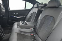 BMW 3シリーズ 320d XDrive MｽﾎﾟｰﾂPKG　ｲﾝﾃﾘS ACC LKA LCA ｽﾃｱﾘﾝｸﾞA ﾊｰﾌ革 純正ﾅﾋﾞ BTｵｰﾃﾞｨｵ&TEL 360ｶﾒﾗ Carplay Mｴｱﾛ&18ｲﾝﾁAW LED 2年保証付