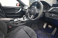 BMW 3シリーズ 320d ﾂｰﾘﾝｸﾞ Mｽﾎﾟｰﾂ　ACC ﾄﾞﾗｲﾋﾞﾝｸﾞｱｼｽﾄ LCW ｽﾎﾟｰﾂｼｰﾄ iDriveHDDﾅﾋﾞ BTｵｰﾃﾞｨｵ&TEL Bｶﾒﾗ 3Dﾃﾞｻﾞｲﾝ車高調&19ｲﾝﾁAW 柿本ﾏﾌﾗｰ LEDﾗｲﾄ　2年保証付