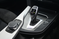 BMW 3シリーズ 320d ﾂｰﾘﾝｸﾞ Mｽﾎﾟｰﾂ　ACC ﾄﾞﾗｲﾋﾞﾝｸﾞｱｼｽﾄ LCW ｽﾎﾟｰﾂｼｰﾄ iDriveHDDﾅﾋﾞ BTｵｰﾃﾞｨｵ&TEL Bｶﾒﾗ 3Dﾃﾞｻﾞｲﾝ車高調&19ｲﾝﾁAW 柿本ﾏﾌﾗｰ LEDﾗｲﾄ　2年保証付