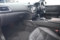 マセラティ ギブリ ｽｶﾃﾅｰﾄ ﾂｰﾘﾝｸﾞP　限定60台 中期ﾓﾃﾞﾙ Pｽﾀ 黒革 8.4ｲﾝﾁMTC+ ﾌﾙｾｸﾞ Carplay Bｶﾒﾗ 20ｲﾝﾁｳﾗｰﾉAW 専用ﾌﾟﾚｰﾄ ｼﾌﾄﾊﾟﾄﾞﾙ ﾋﾟｱﾉﾌﾞﾗｯｸｲﾝﾃﾘｱ　2年保証付