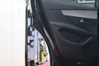 プジョー 3008 3008 GT ﾌﾞﾙｰHDi 　後期ﾓﾃﾞﾙ ACC LKA ﾊｰﾌ革 ﾊﾟﾉﾗﾏR 純正ﾅﾋﾞTV ﾘｱﾓﾆﾀｰ CarPlay Bｶﾒﾗ 前後ｺｰﾅｰｾﾝｻｰ 純正18ｲﾝﾁAW LEDﾗｲﾄ　新車保証継承可