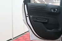 シトロエン C3 ｴｱｸﾛｽSUV ﾌﾞﾙｰHDi ｼｬｲﾝPKG　後期ﾓﾃﾞﾙ ﾚｻﾞｰ×ﾌｧﾌﾞﾘｯｸｺﾝﾋﾞﾚｻﾞｰｼｰﾄ ﾊﾟﾉﾗﾏSR ｸﾙｺﾝ 純正7ｲﾝﾁﾀｯﾁｽｸﾘｰﾝ CarPlay Bｶﾒﾗ 純正17ｲﾝﾁAW LEDﾗｲﾄ ｱｸﾃｨﾌﾞｾｰﾌﾃｨﾌﾞﾚｰｷ　2年保証付