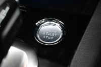 プジョー 3008 ｸﾛｽｼﾃｨ　1ｵｰﾅｰ 特別仕様車 ACC ﾊｰﾌ革 ﾊﾟﾉﾗﾏSR 純正ﾀｯﾁｽｸﾘｰﾝ ﾅﾋﾞTV ﾌﾙｾｸﾞ CarPlay ADVｺﾝﾄﾛｰﾙ 純正18ｲﾝﾁAW LEDﾗｲﾄ ｱｸﾃｨﾌﾞｾｰﾌﾃｨﾌﾞﾚｰｷ　2年保証付