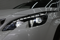 プジョー 3008 ｸﾛｽｼﾃｨ　1ｵｰﾅｰ 特別仕様車 ACC ﾊｰﾌ革 ﾊﾟﾉﾗﾏSR 純正ﾀｯﾁｽｸﾘｰﾝ ﾅﾋﾞTV ﾌﾙｾｸﾞ CarPlay ADVｺﾝﾄﾛｰﾙ 純正18ｲﾝﾁAW LEDﾗｲﾄ ｱｸﾃｨﾌﾞｾｰﾌﾃｨﾌﾞﾚｰｷ　2年保証付