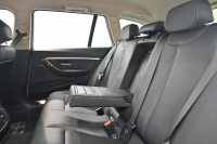 BMW 3シリーズ 320d ﾂｰﾘﾝｸﾞ ﾗｸﾞｼﾞｭｱﾘｰ　後期ﾓﾃﾞﾙ ACC 黒革 純正HDDﾅﾋﾞ Bｶﾒﾗ 17ｲﾝﾁAW ｵｰﾄﾃｰﾙｹﾞｰﾄ LEDﾍｯﾄﾞﾗｲﾄ　2年保証付